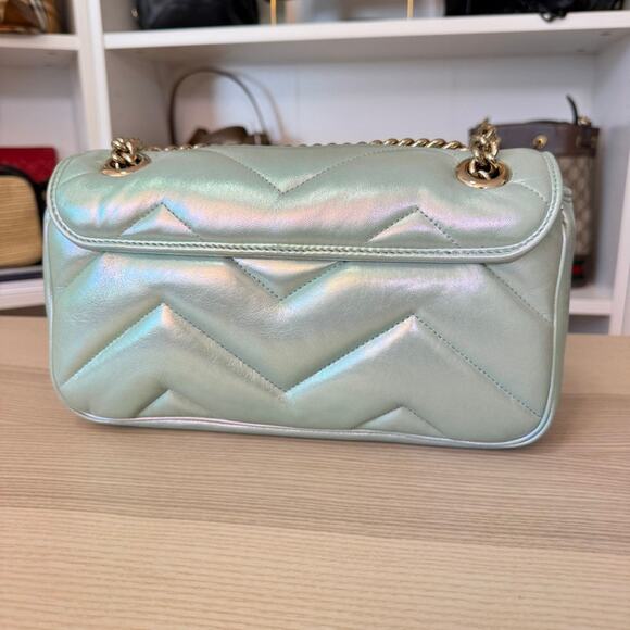 Gucci Iridescent Chevron Matelasse Small GG Marmont Shoulder Iridescent Green - Picture 5 of 10